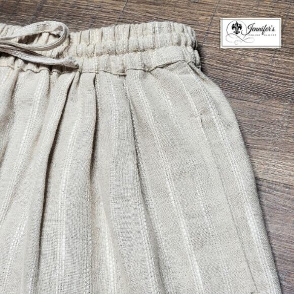 Express Tan High Waisted Elastic Drawstring Striped Bermuda Shorts Size M - Picture 3 of 8